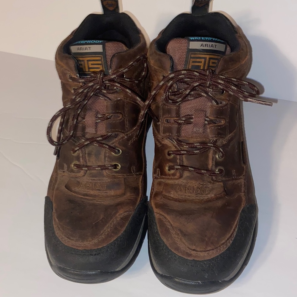 Men's Ariat hiking boots 🥾 size 7.5D